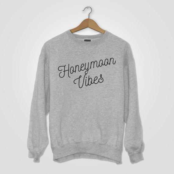 Sugarbaby Honeymoon Vibes Swea - Summer Clothing Vibes avaliação e preço