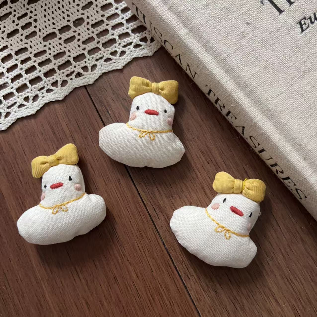 Cute Stuffed Fabric Little Yel - Summer Duck Clothing avaliação e preço